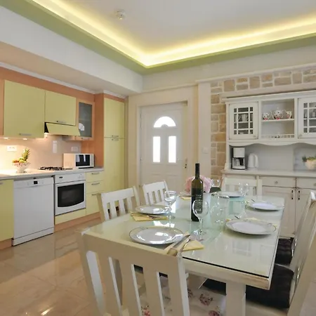 Gorgeous In With Wifi Holiday home *