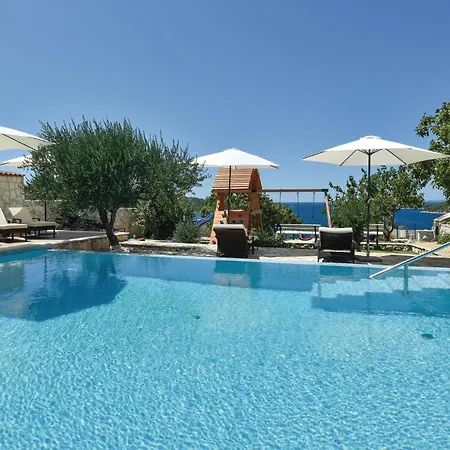 Holiday home Gorgeous In With Wifi *