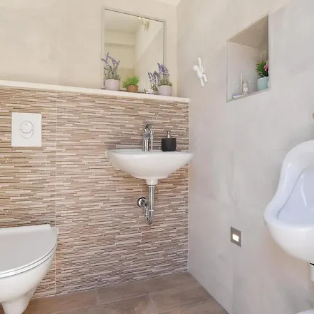 Holiday home Gorgeous In With Wifi *