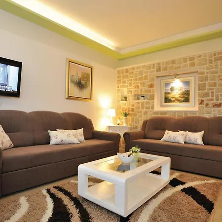 Gorgeous In With Wifi Holiday home *